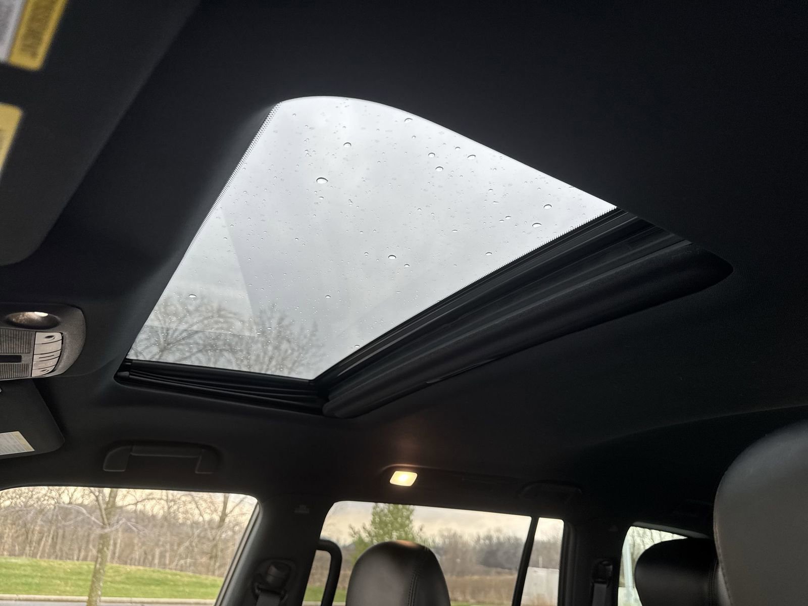 Used 2022 Nissan Armada SL w/ Midnight Edition Package image 26