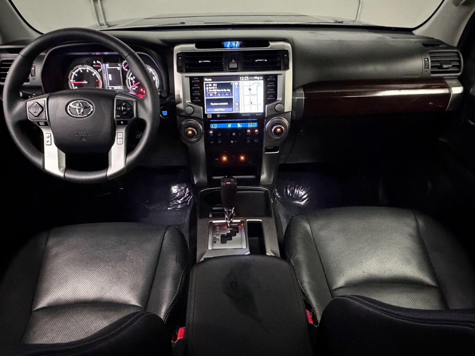 Used 2022 Toyota 4Runner Limited image 35