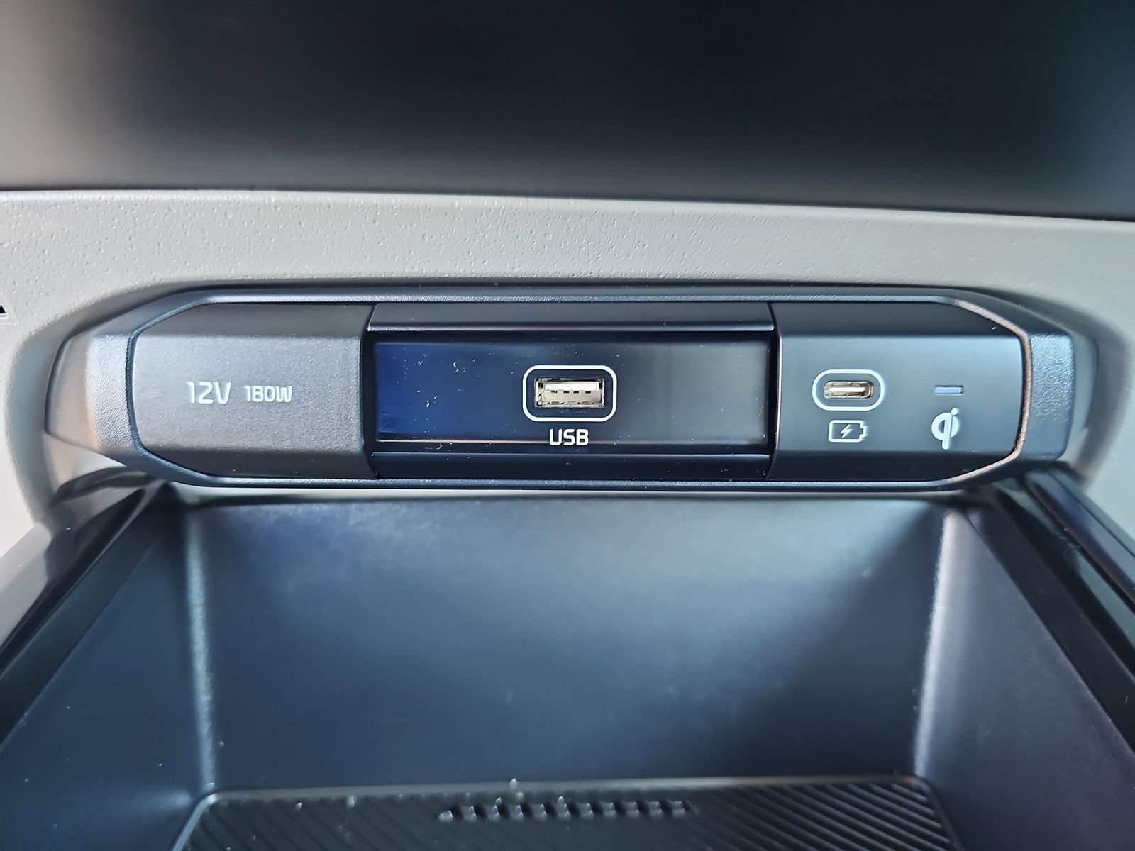 Used 2023 Kia Niro Wind image 29