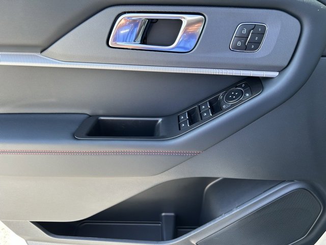 New 2025 Ford Explorer ST image 12