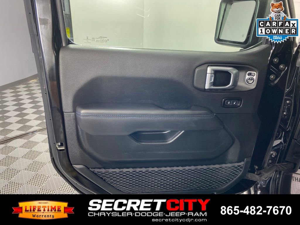 Used 2022 Jeep Wrangler Unlimited Rubicon 4xe w/ Steel Bumper Group AWD/4WD image 12