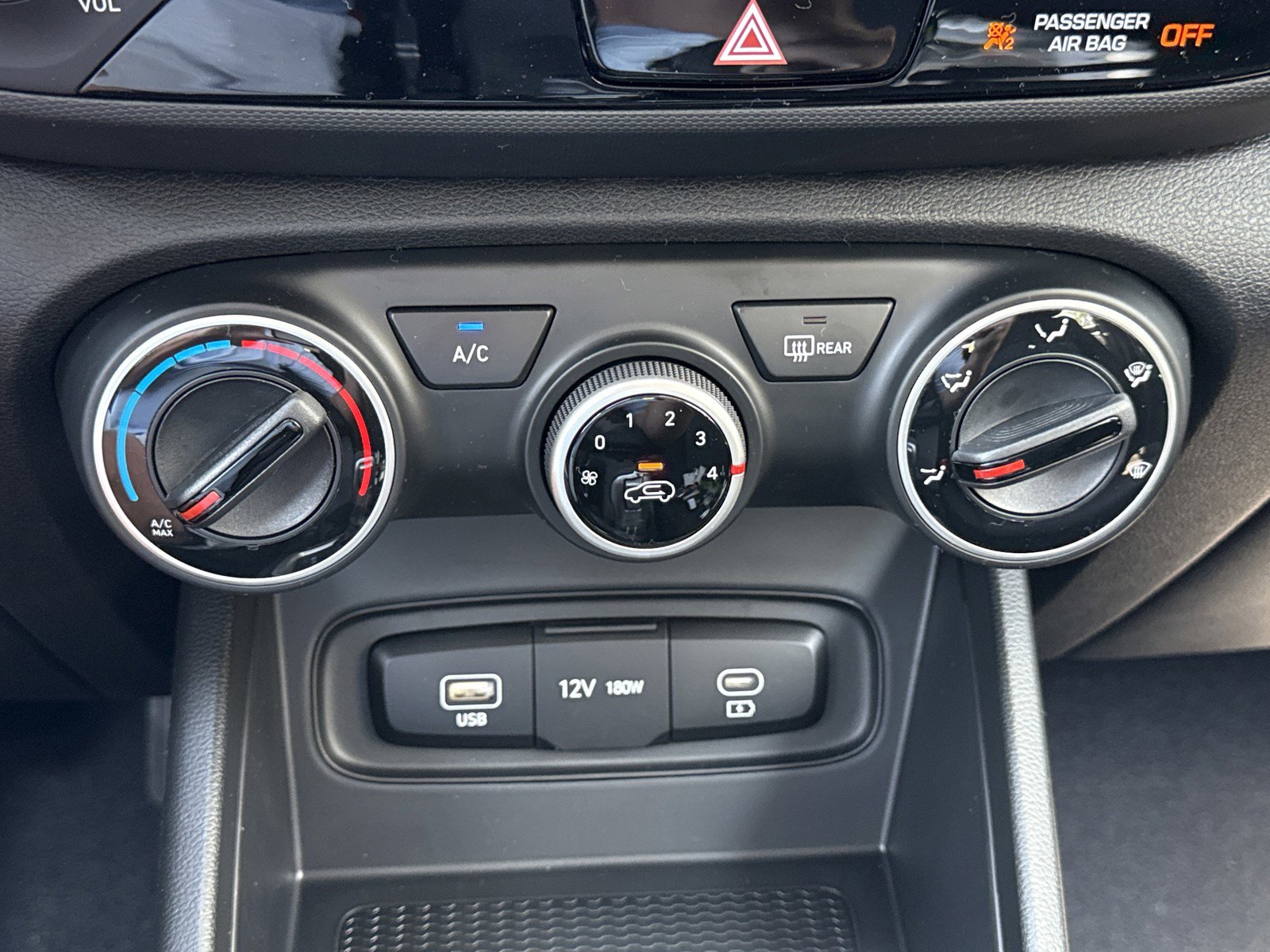 New 2026 Hyundai Venue SE image 21