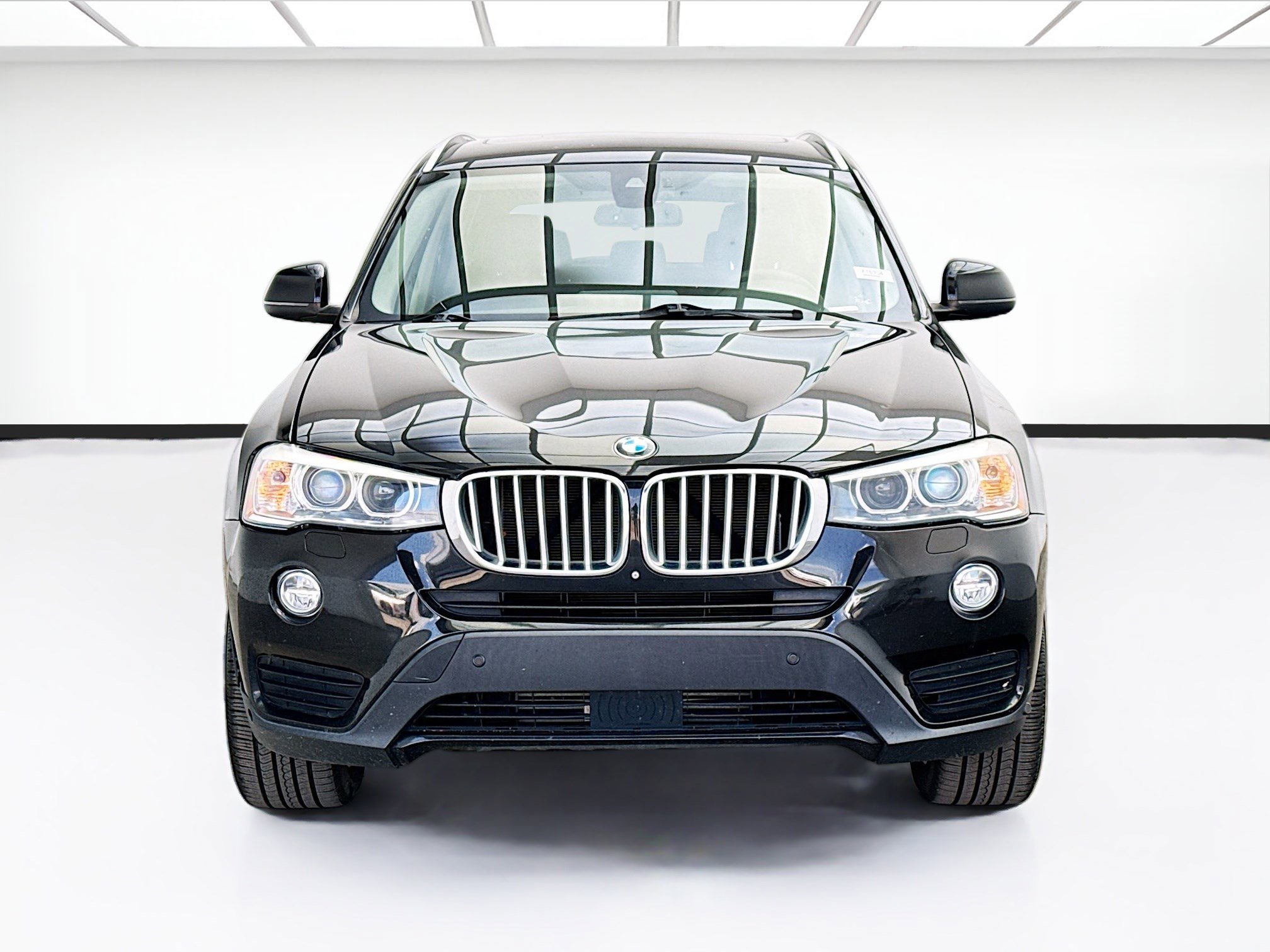 Used 2016 BMW X3 xDrive28i AWD/4WD image 2