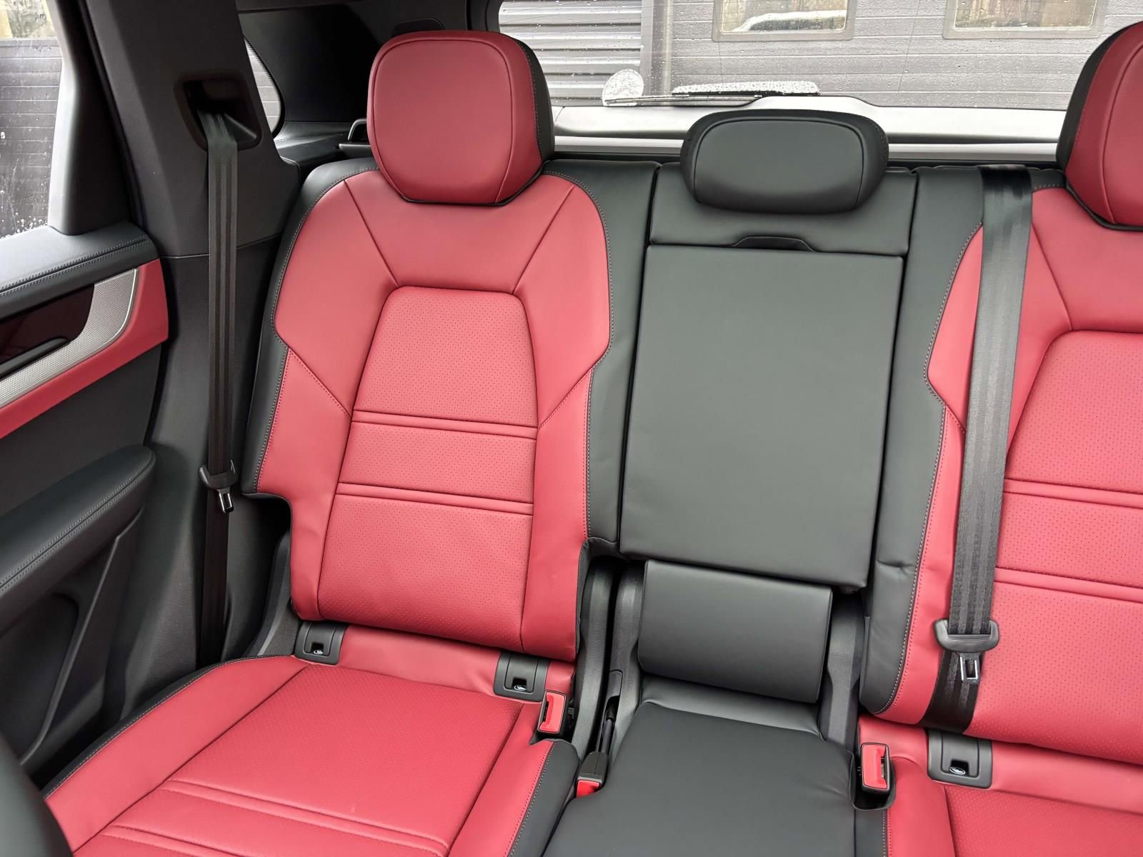 New 2026 Porsche Cayenne image 40