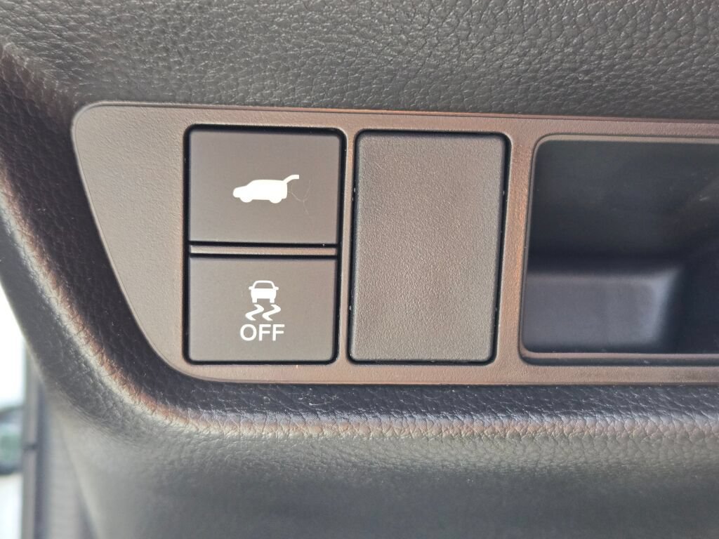 Used 2025 Acura ADX AWD image 31