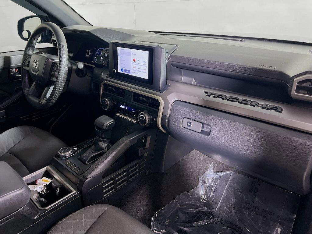 Certified 2024 Toyota Tacoma SR5 AWD/4WD image 25