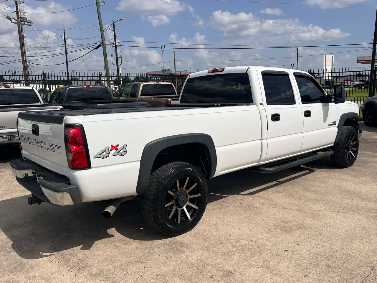 Used 2004 Chevrolet Silverado 2500 W/T image 32