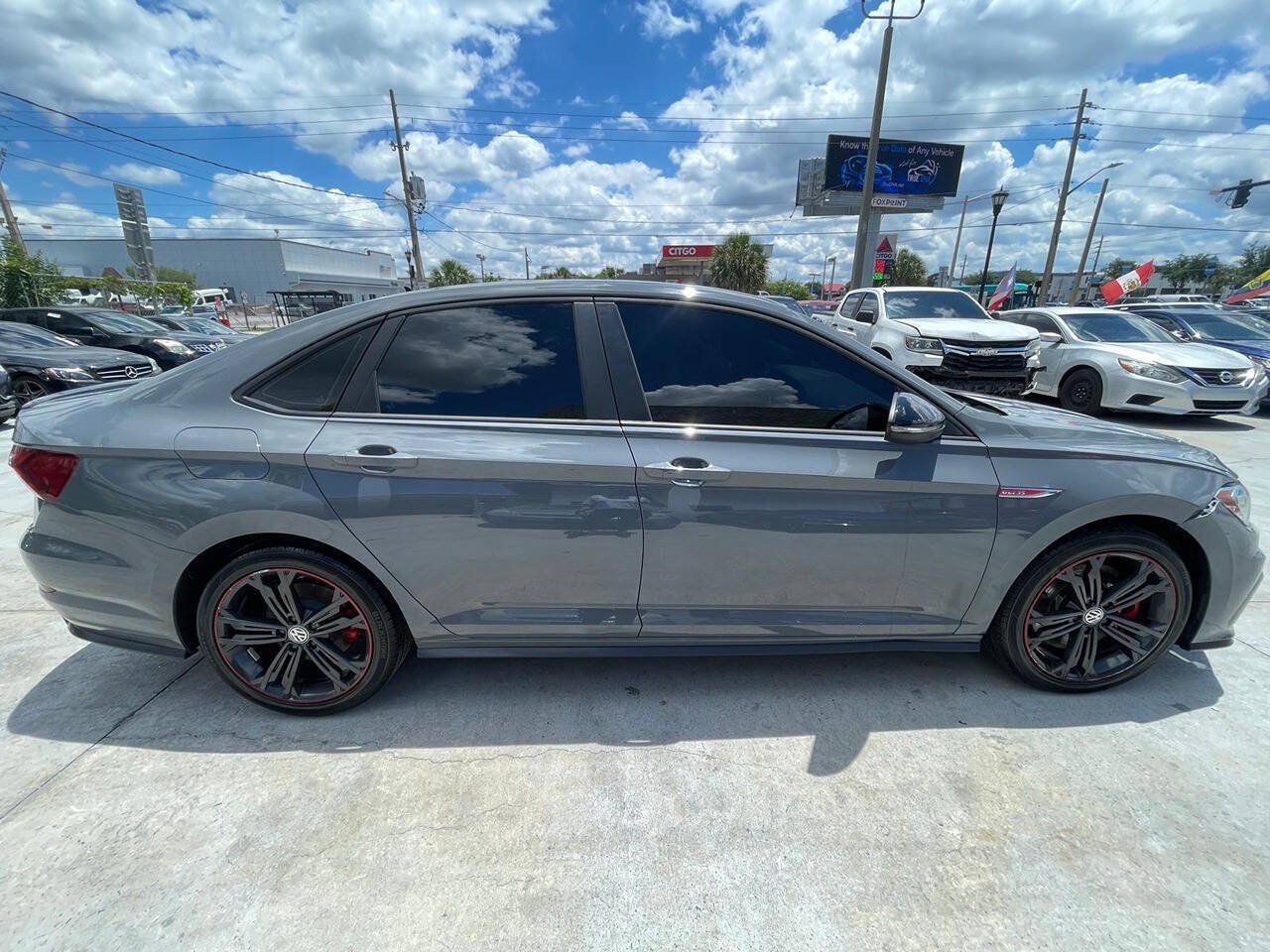 Used 2019 Volkswagen Jetta GLI FWD image 2
