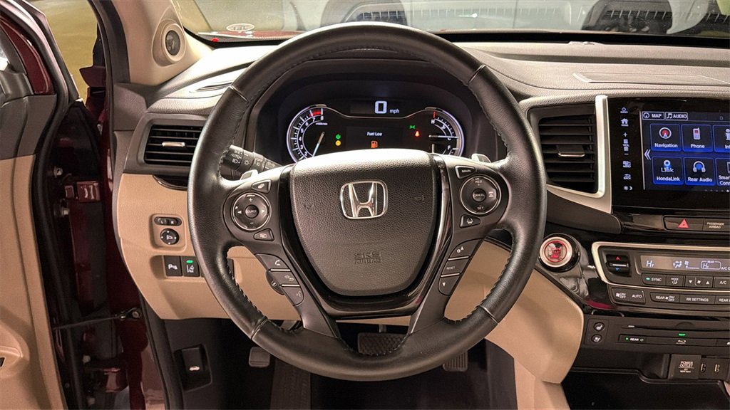 Used 2017 Honda Pilot Elite image 23