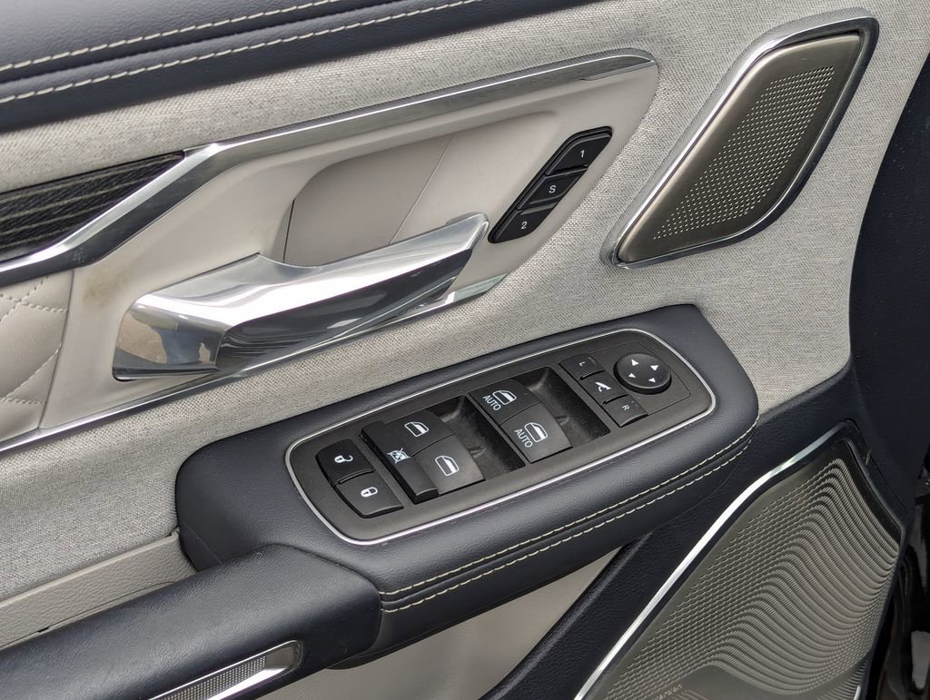 Used 2024 RAM 1500 Limited AWD/4WD image 11