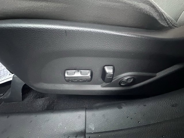 Used 2017 Hyundai Santa Fe Sport image 11