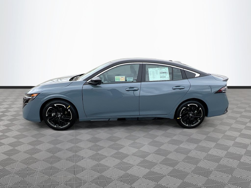 New 2026 Nissan Sentra SR w/ SR Premium Package FWD image 4