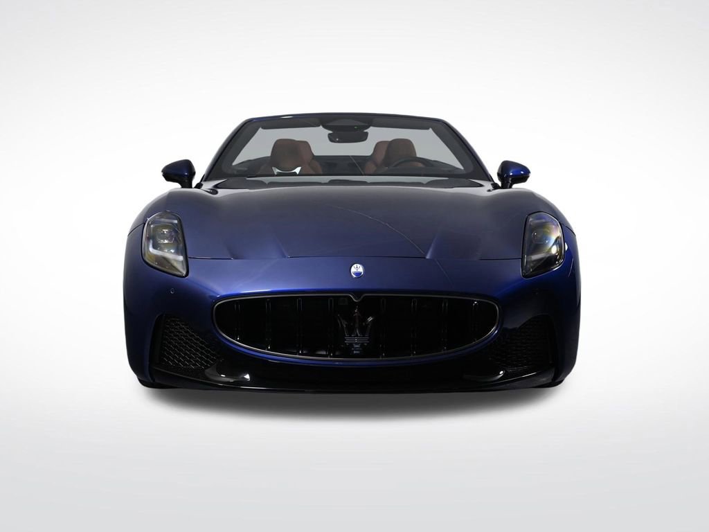 New 2026 Maserati GranCabrio Modena image 8