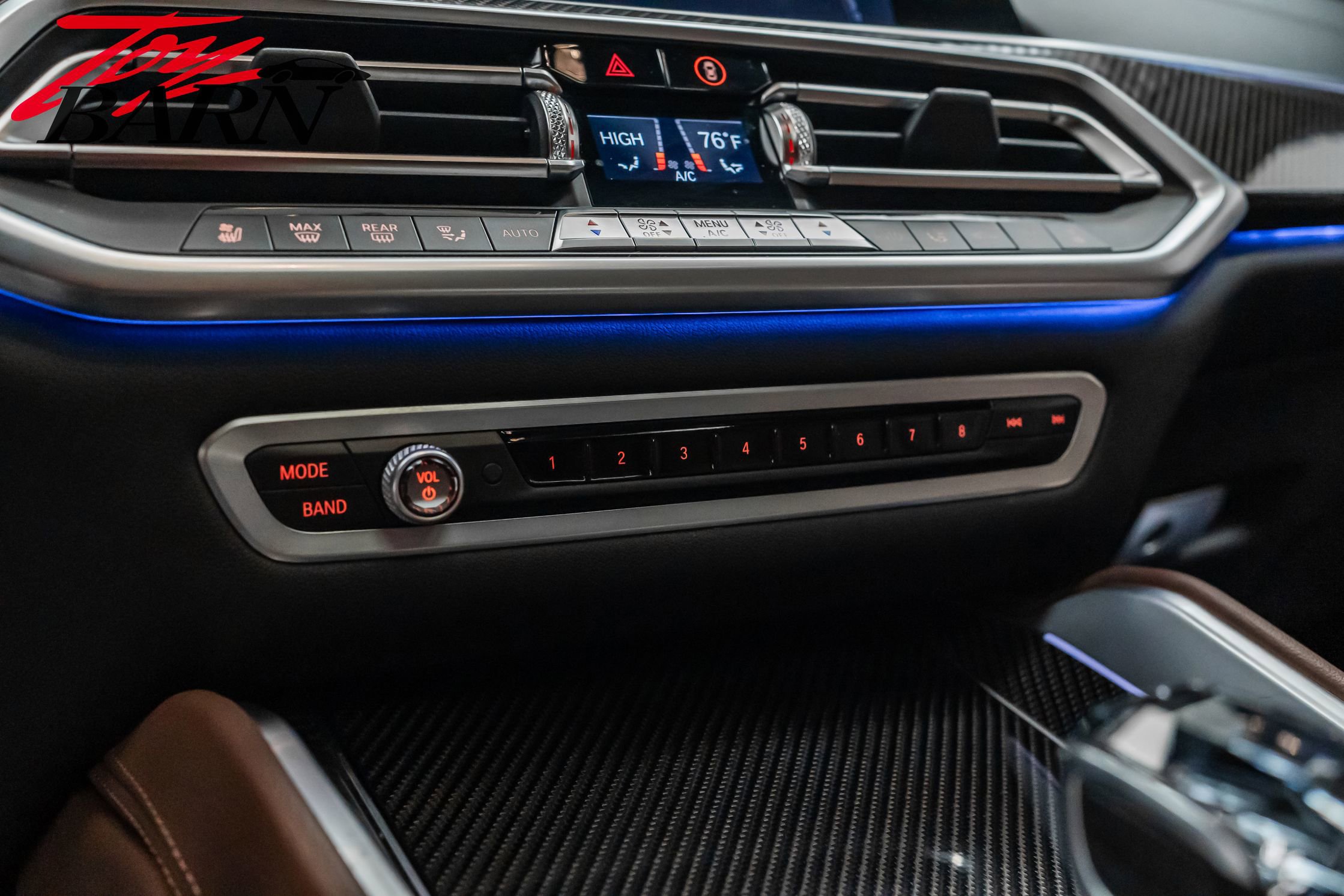 Used 2020 BMW X6 M50i w/ Executive Package image 41