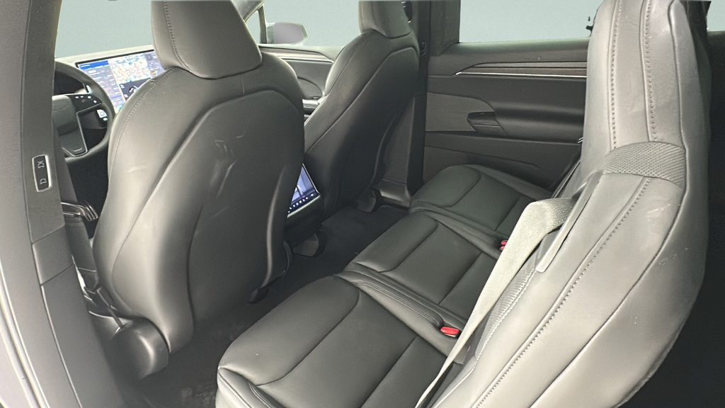 Used 2024 Tesla Model X AWD/4WD image 10