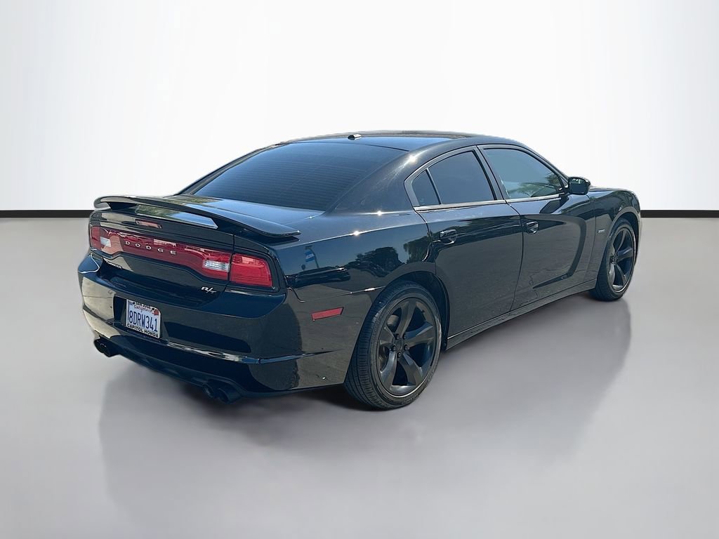 Used 2014 Dodge Charger R/T w/ Blacktop Package RWD image 5