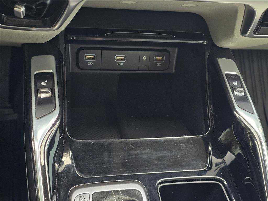 Used 2023 Kia Sorento SX image 20