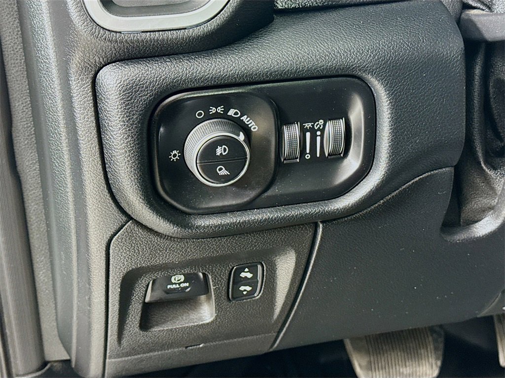 Used 2020 RAM 1500 Laramie image 14