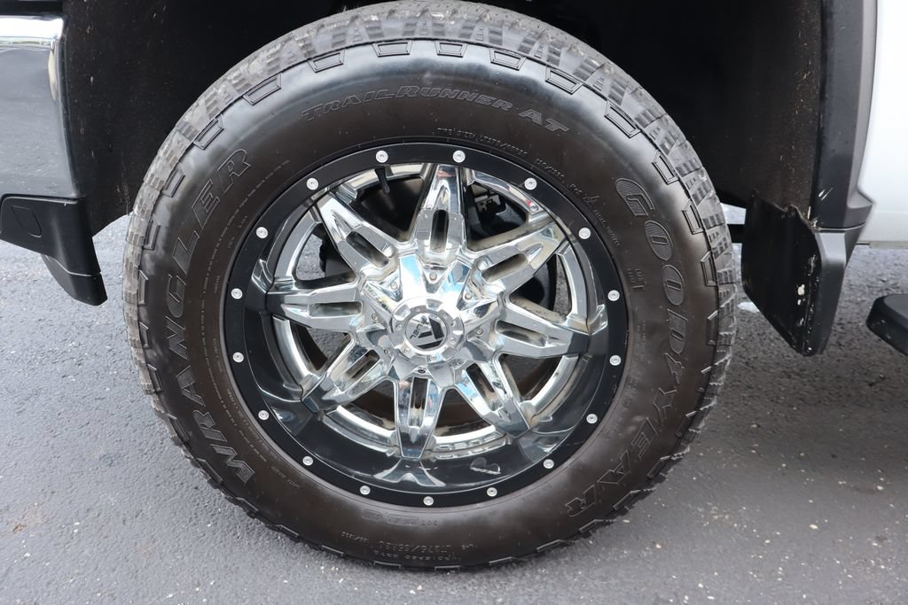 Used 2023 Chevrolet Silverado 3500 LT AWD/4WD image 27