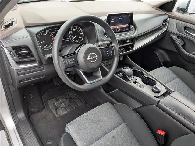 Used 2023 Nissan Rogue SV image 10