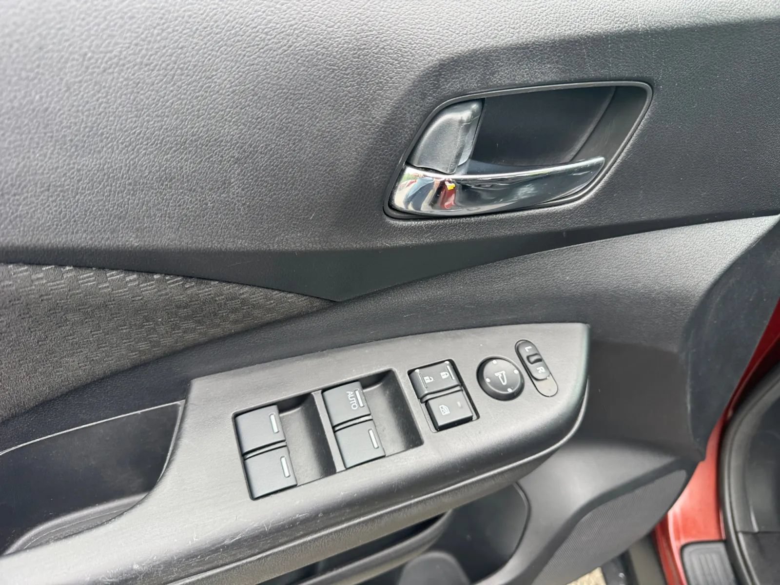 Used 2016 Honda CR-V EX image 19