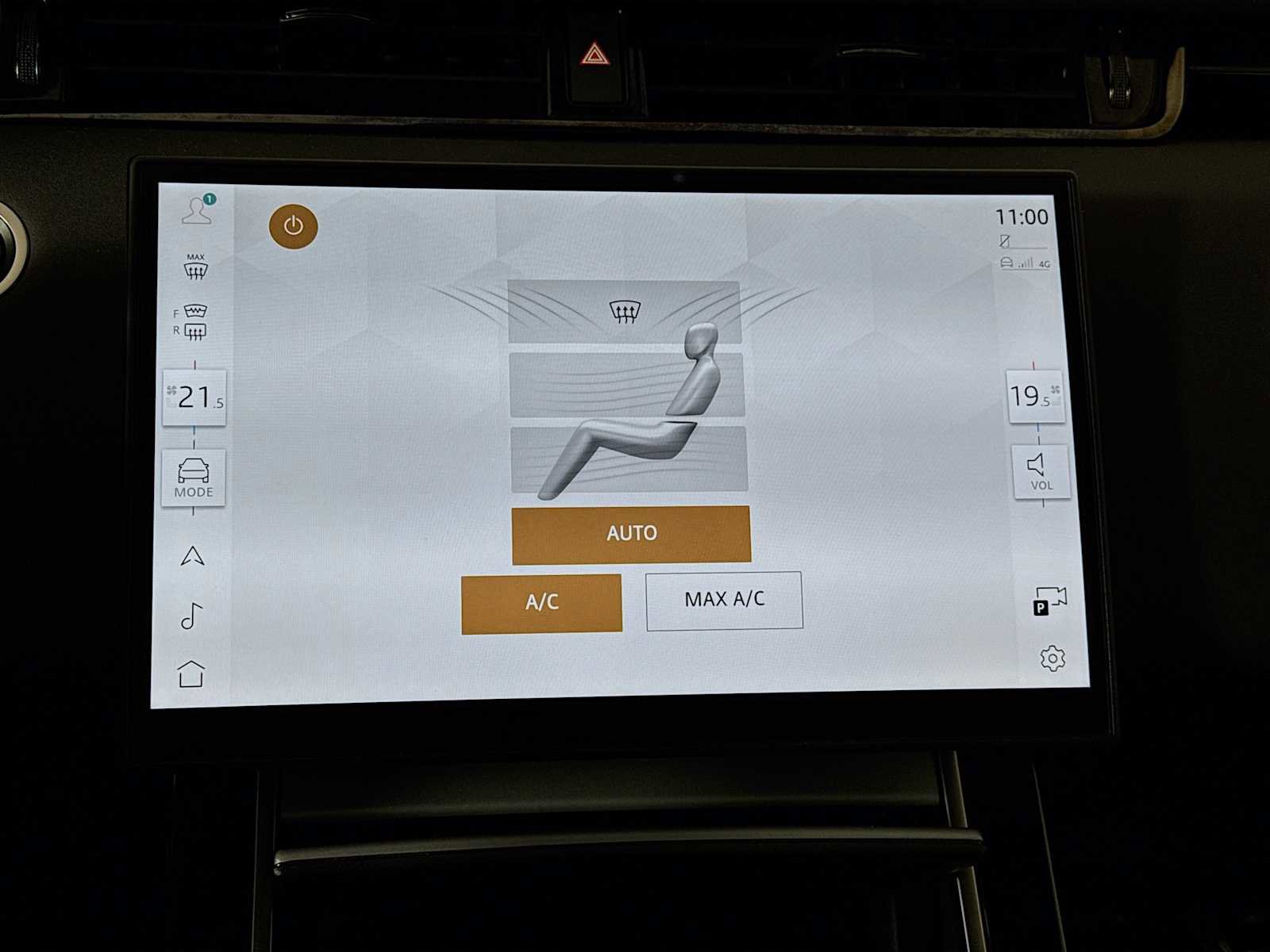 Used 2025 Land Rover Range Rover Evoque S image 17