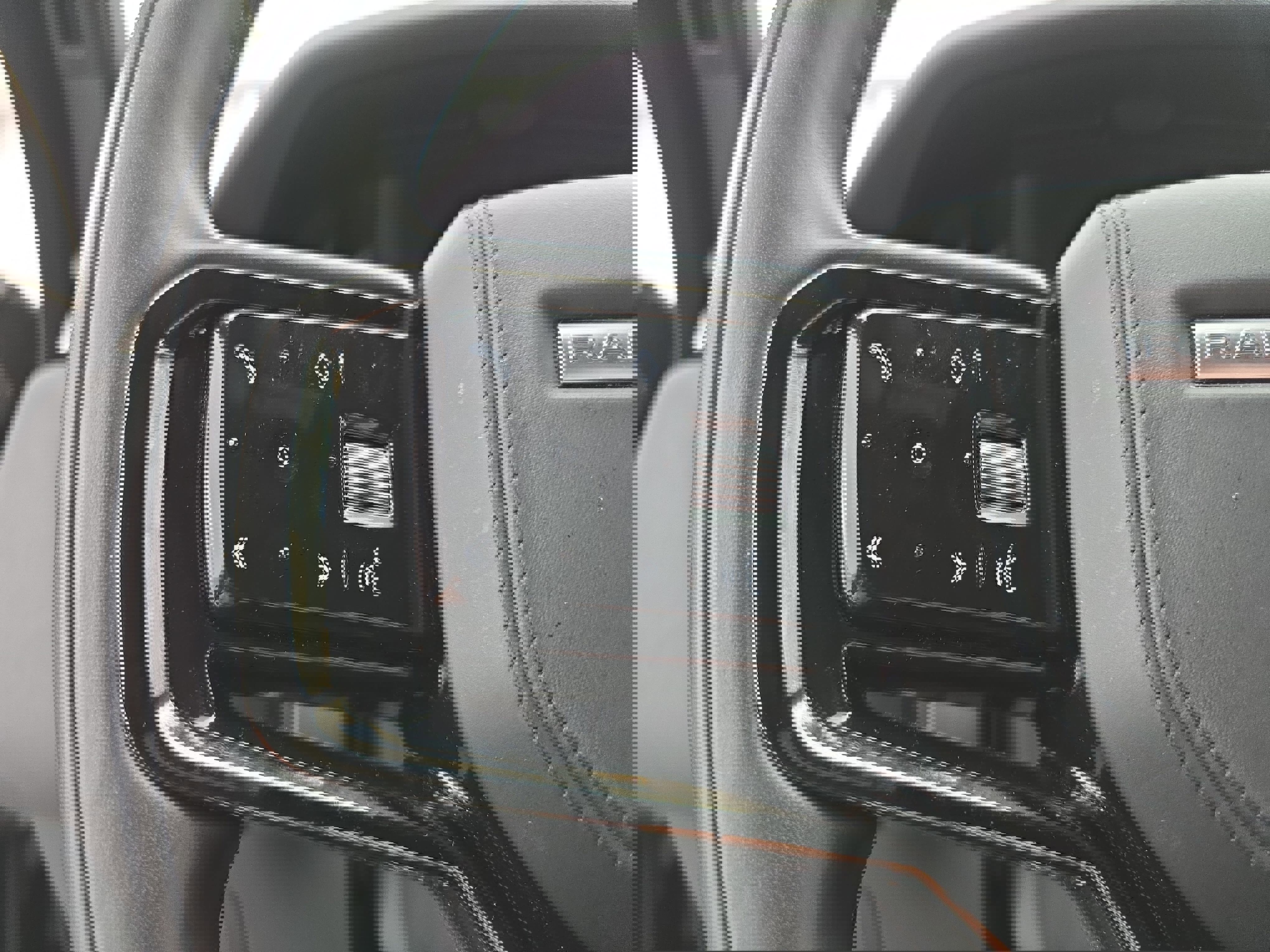 Used 2025 Land Rover Range Rover Velar S image 17