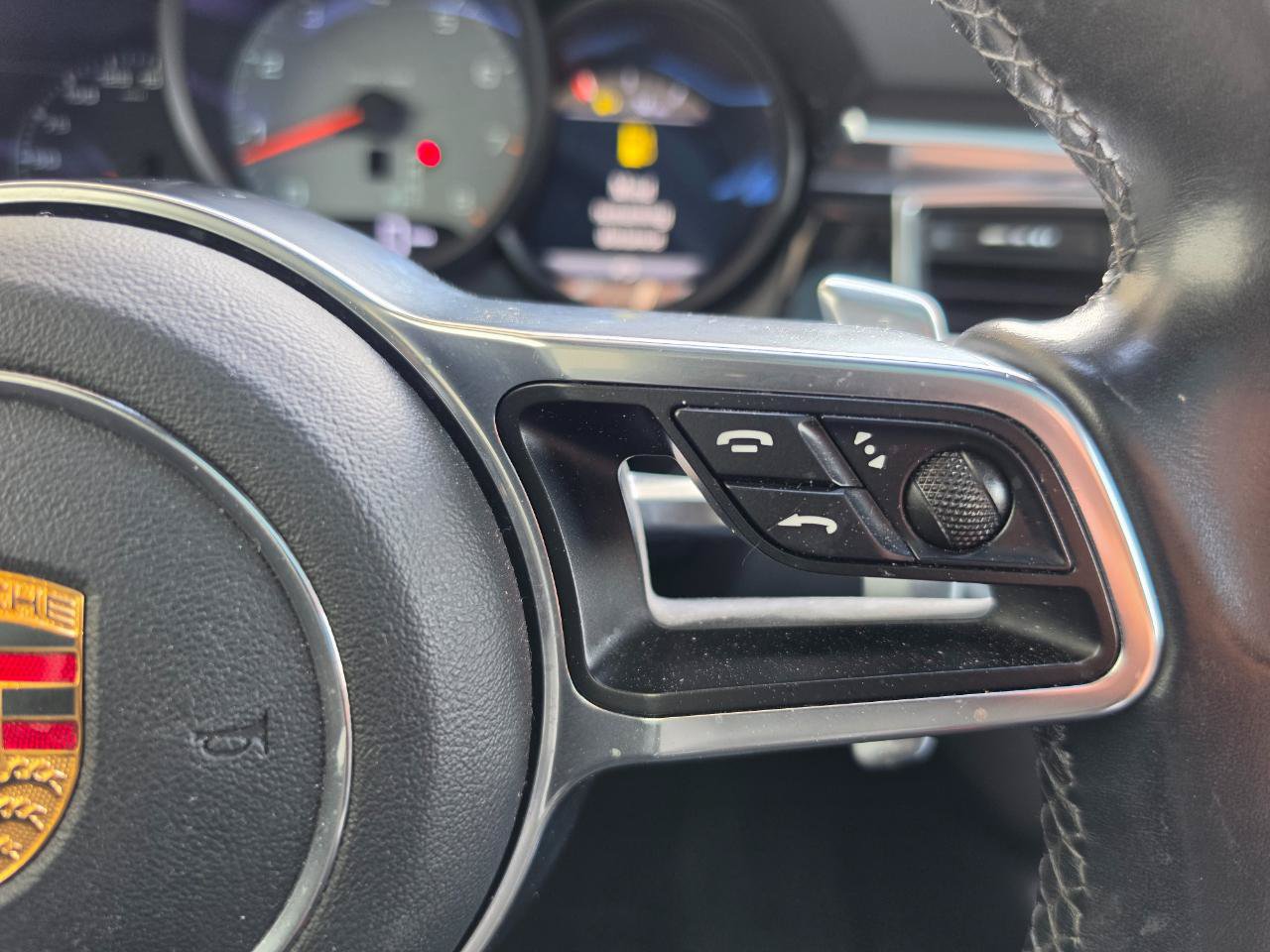 Used 2015 Porsche Macan S AWD/4WD image 19