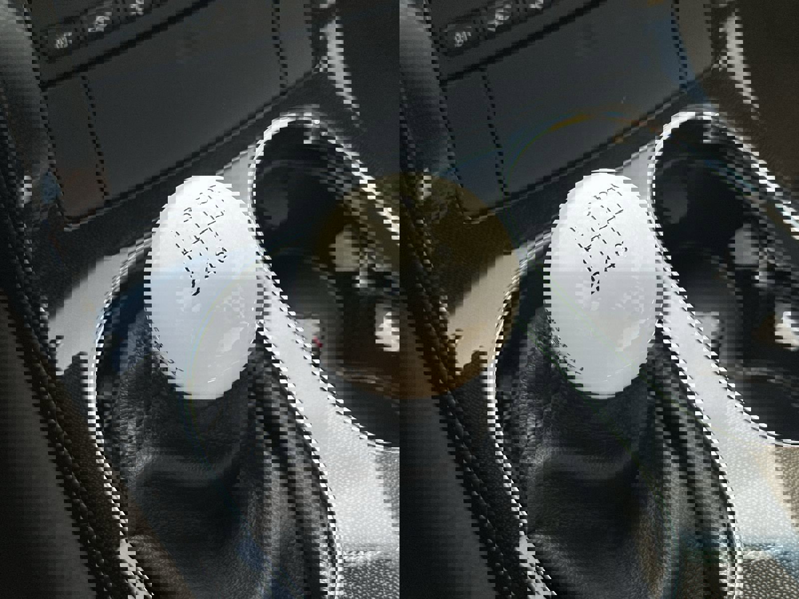 Used 2013 Chevrolet Corvette Grand Sport w/ 2LT Preferred Equipment Group image 29