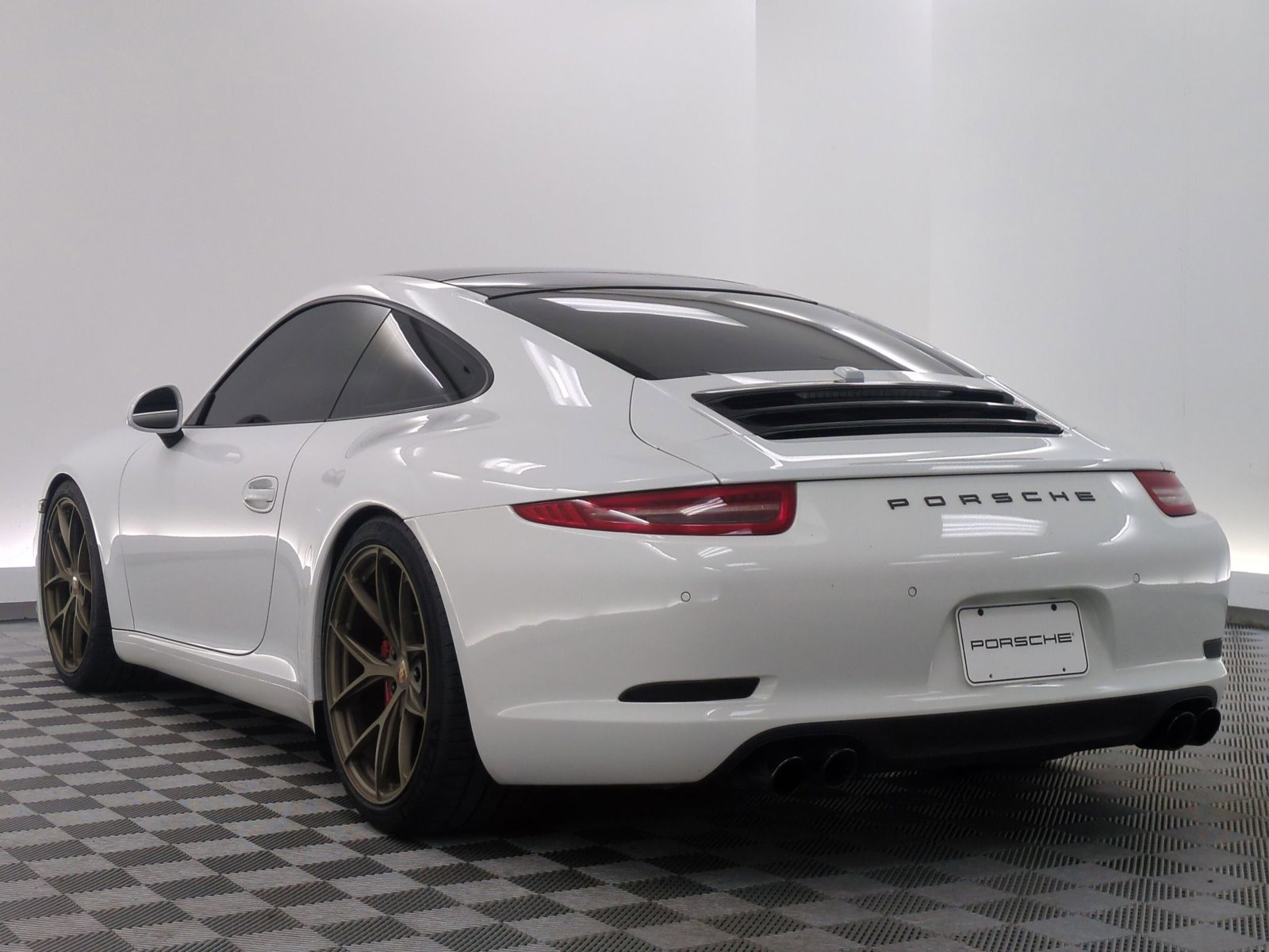 Used 2014 Porsche 911 Carrera S RWD video 3