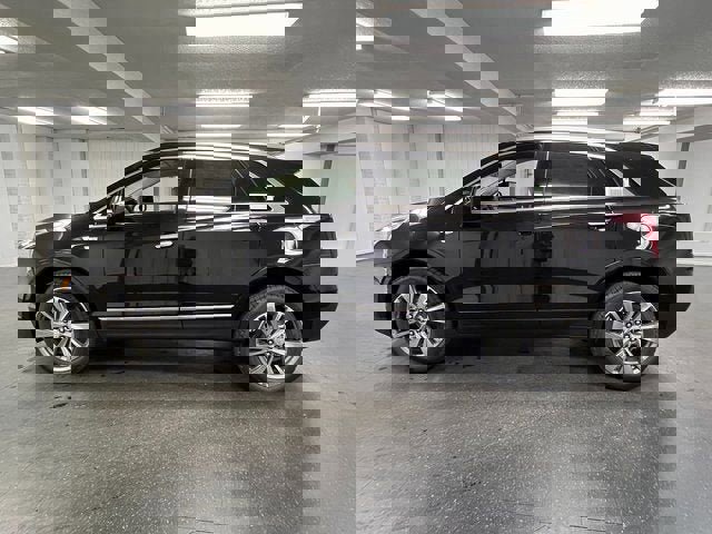 New 2025 Cadillac XT5 Premium Luxury image 2