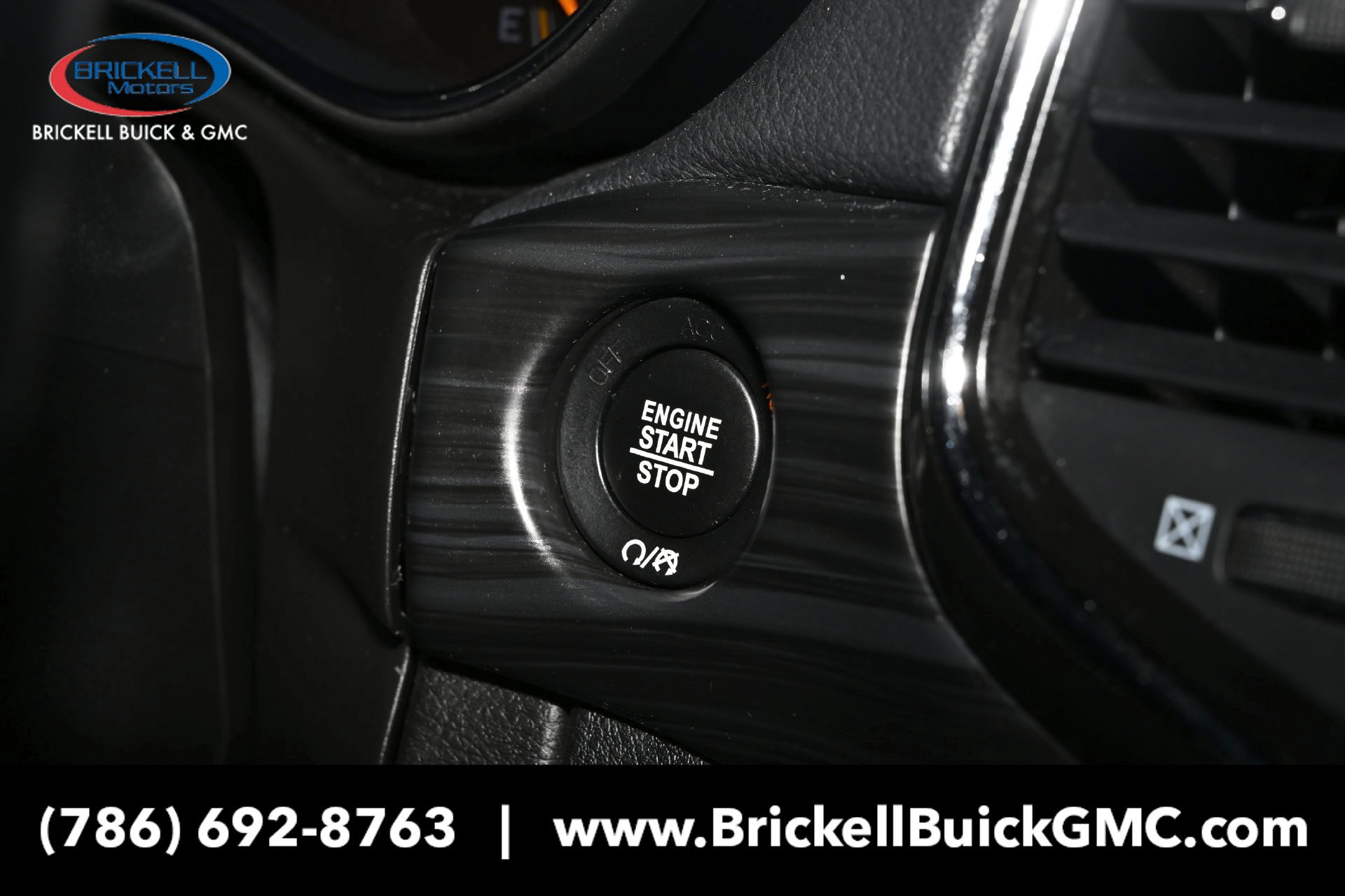 Used 2022 Jeep Grand Cherokee Laredo X AWD/4WD image 36