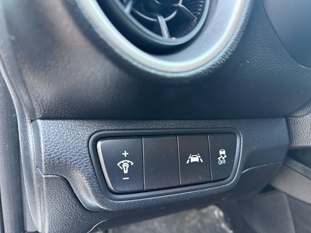 Used 2019 Kia Forte LXS image 17