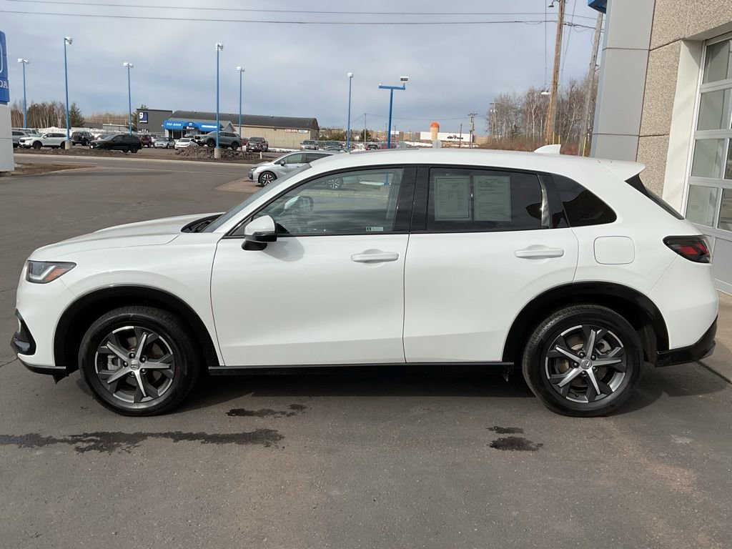 Used 2024 Honda HR-V EX-L image 8