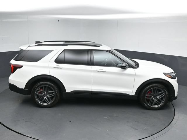 Certified 2025 Ford Explorer ST AWD/4WD image 54