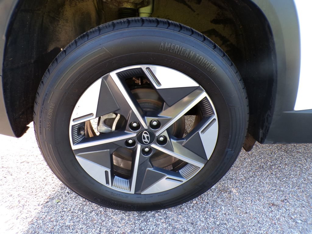 Used 2025 Hyundai Tucson SEL AWD/4WD image 21