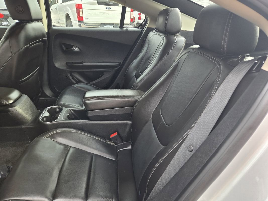 Used 2015 Chevrolet Volt Premium w/ Premium Trim Package image 19