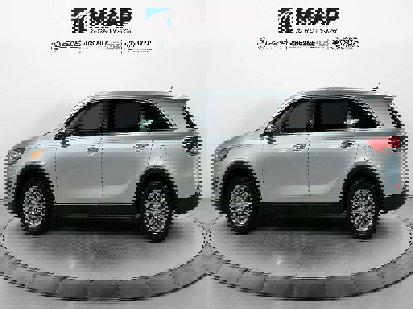 Used 2017 Kia Sorento L image 2