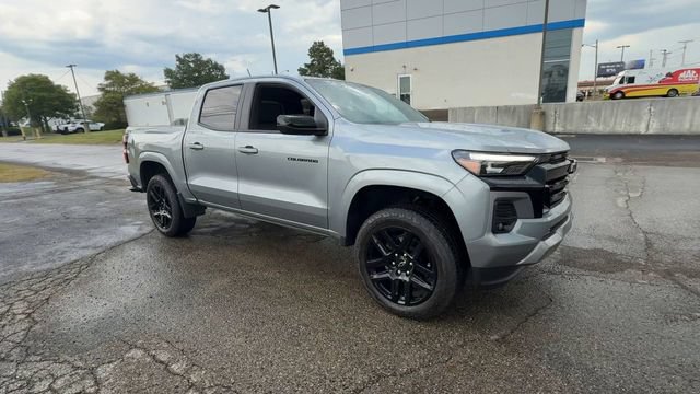 Used 2024 Chevrolet Colorado Z71 w/ Z71 Convenience Package 2 AWD/4WD image 2