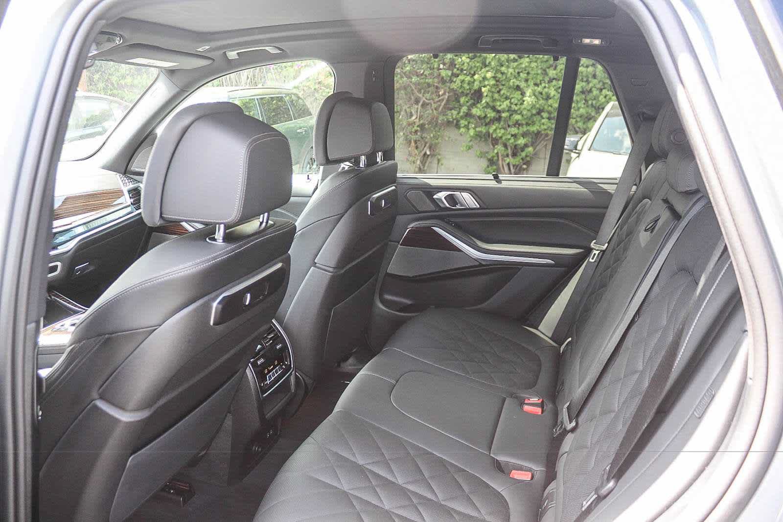 Used 2026 BMW X5 xDrive40i AWD/4WD image 17