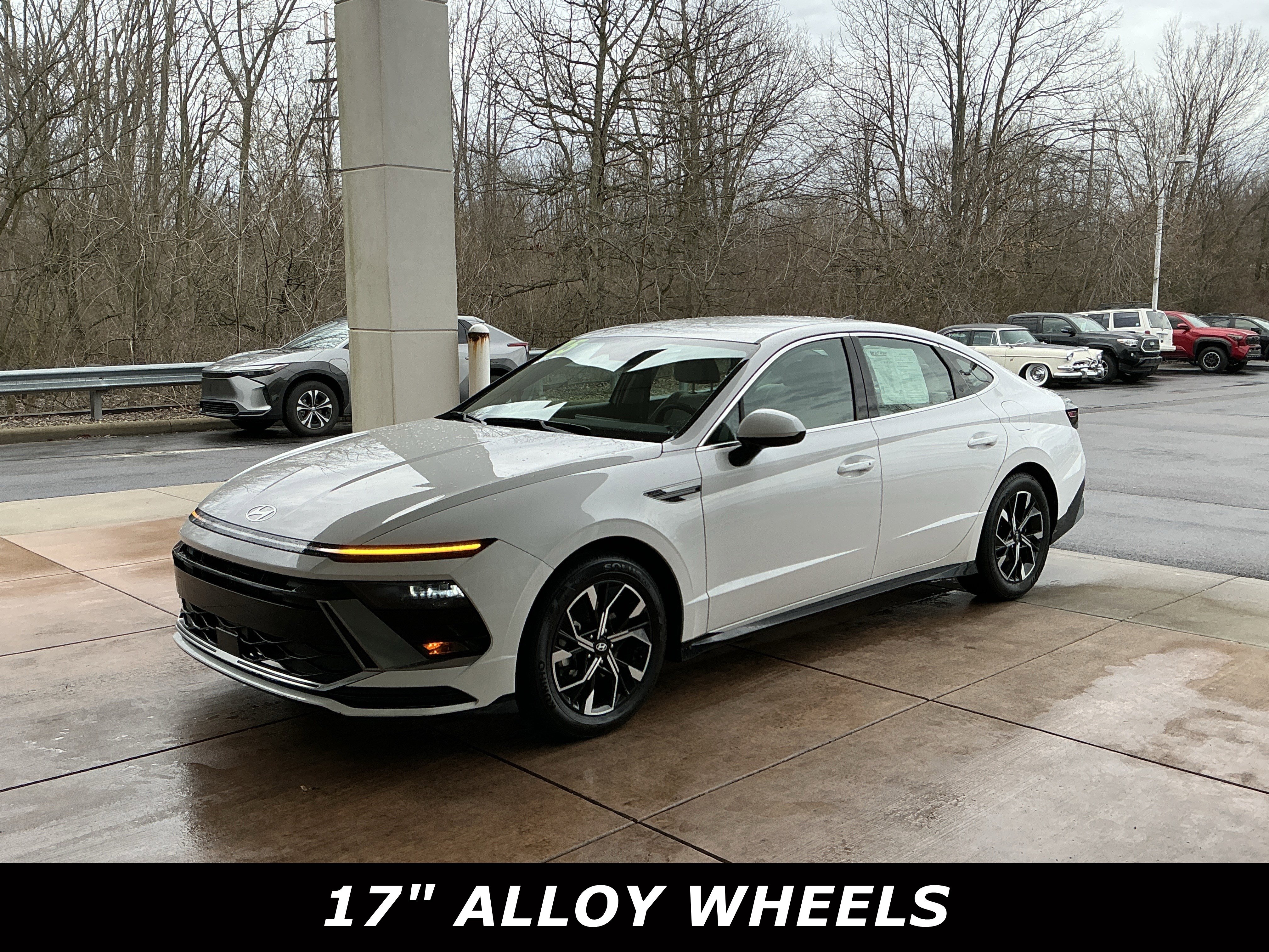 Used 2025 Hyundai Sonata SEL image 3