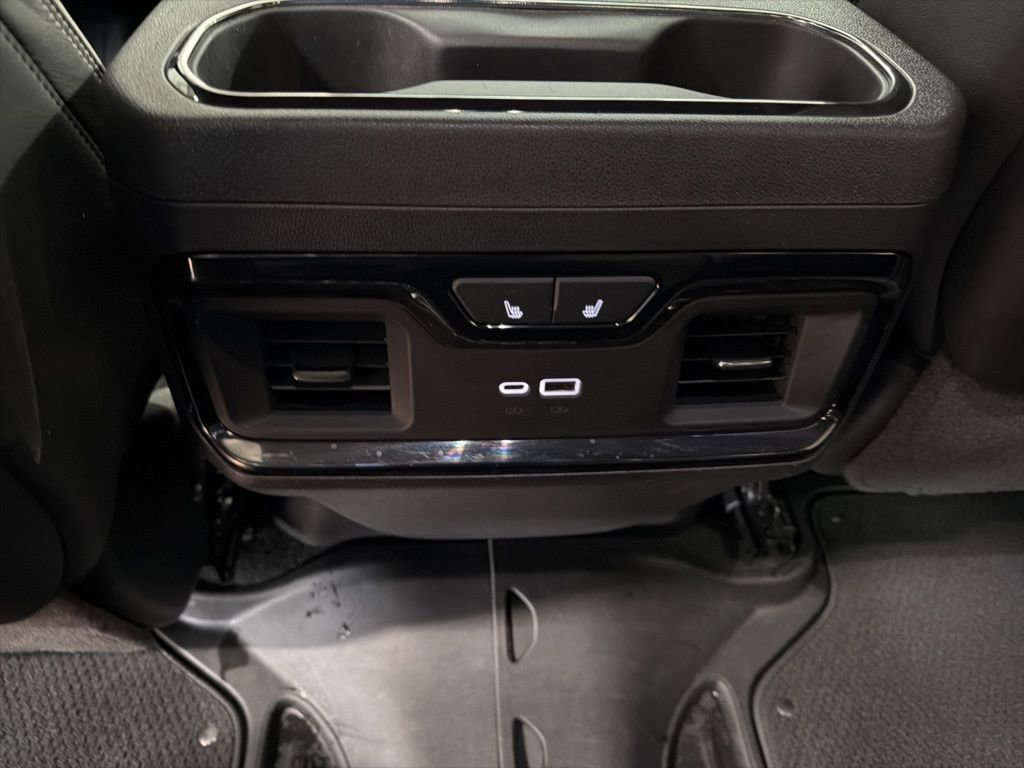 Used 2024 GMC Sierra 1500 AT4X image 21