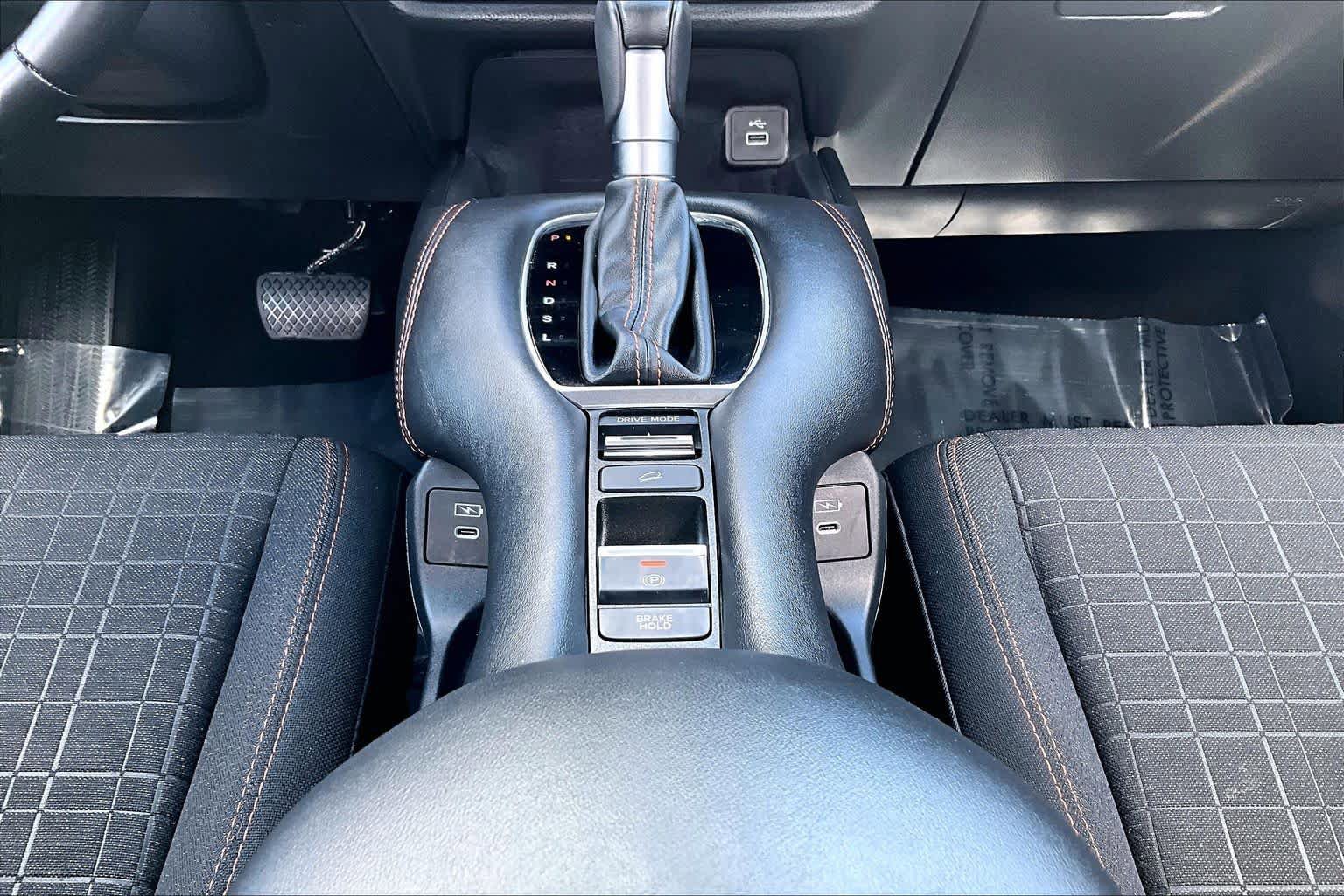 Certified 2025 Honda HR-V Sport image 34