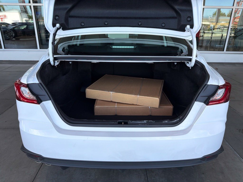 Certified 2026 Toyota Camry SE w/ Convenience Package FWD image 16