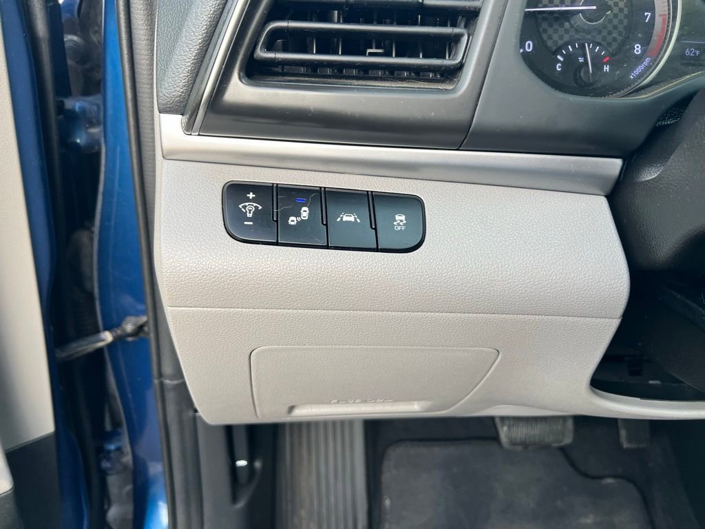 Used 2020 Hyundai Elantra SEL w/ Cargo Package (C1) image 41