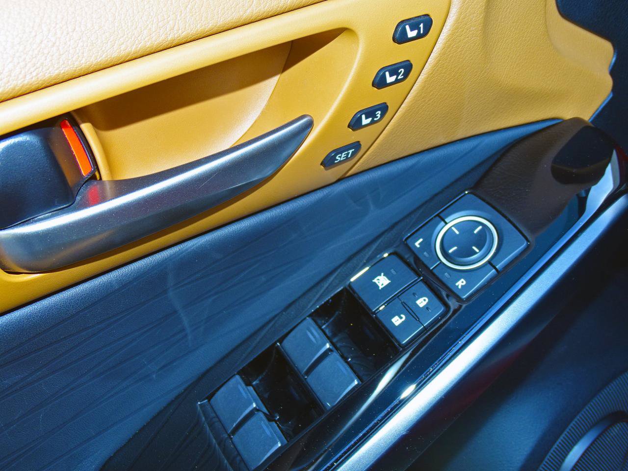Used 2023 Lexus IS 300 w/ Premium Package image 15
