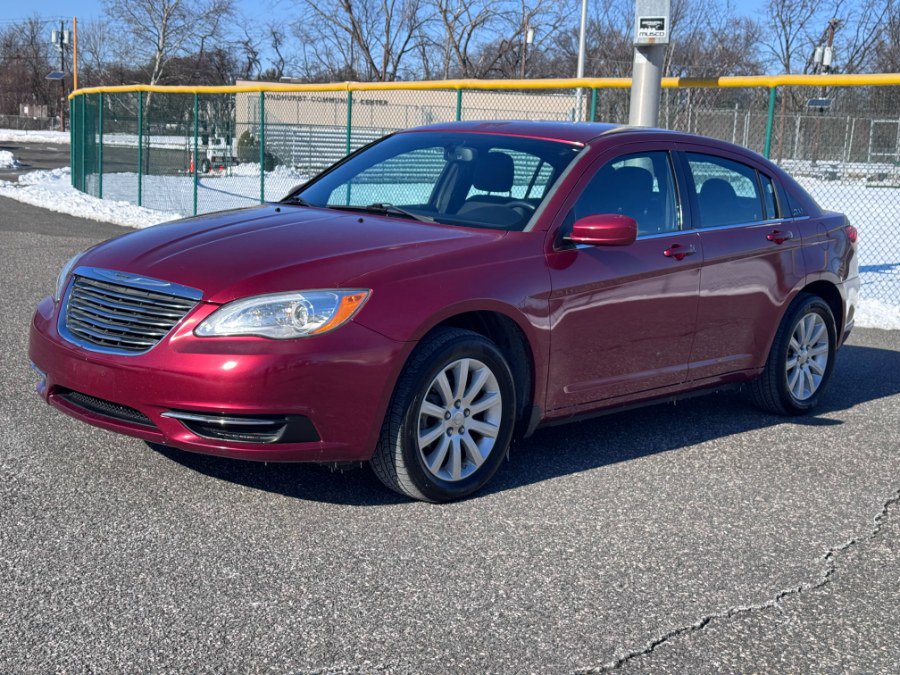 Used 2014 Chrysler 200 Touring image 3