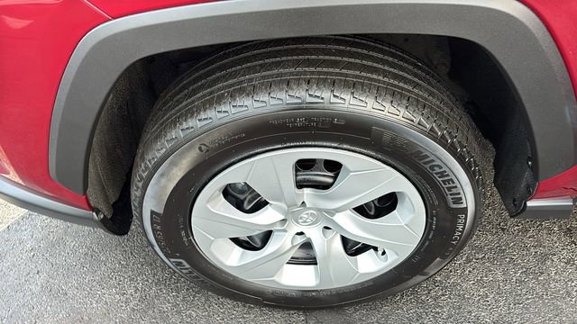 Used 2024 Toyota RAV4 LE image 35