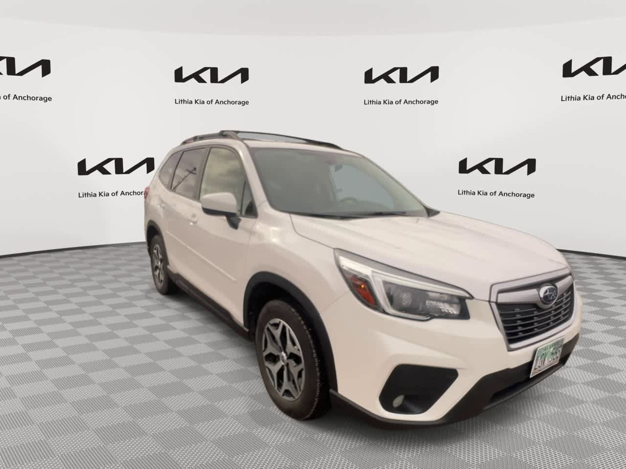 Used 2021 Subaru Forester Premium AWD/4WD image 4