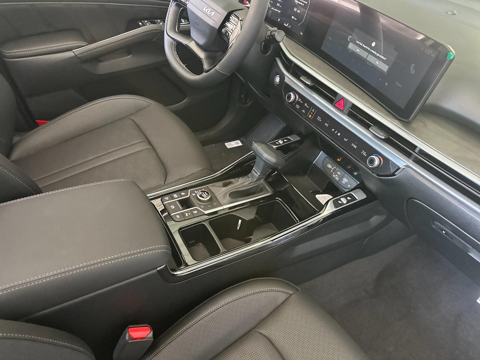 New 2026 Kia Sorento SX AWD/4WD image 17